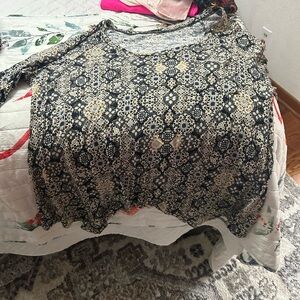 Simply Emma Black and Cream Patterned Blouse